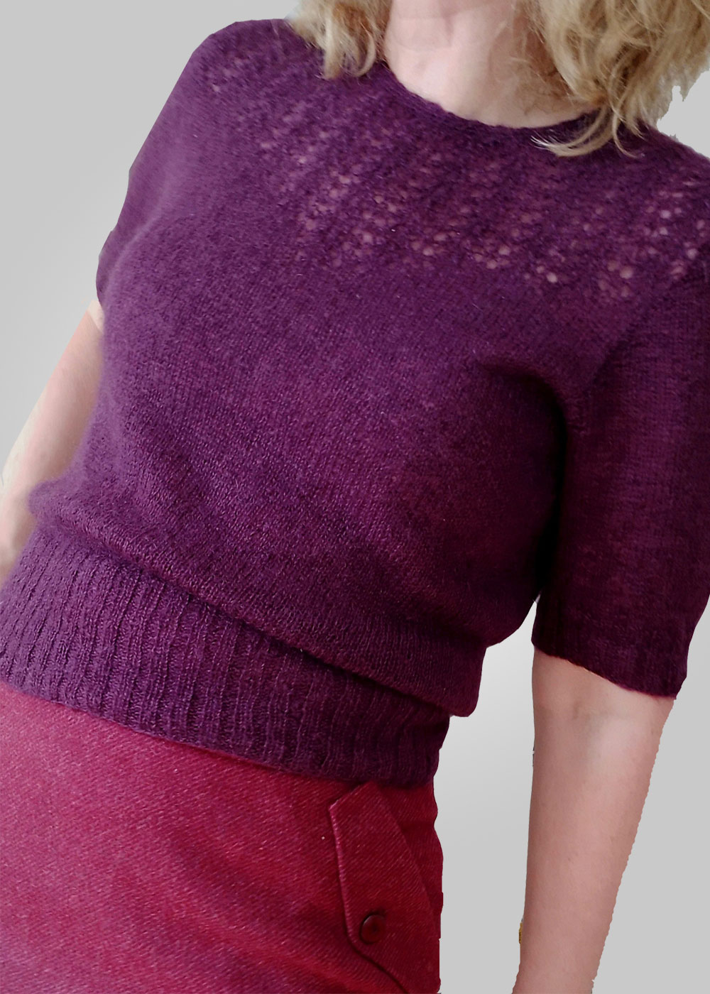 Cardinal-purpur-mohair-bluse